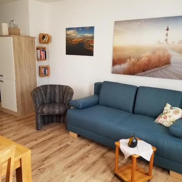 Altstadt Ferienwohnung Stralsund mit Parkplatz，位于施特拉尔松德的酒店