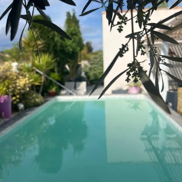 Villa Des Romieux，位于Pinet的酒店