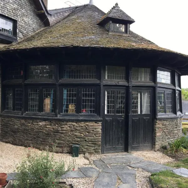 Bed and Breakfast à Rochefort-en-Terre，位于泰尔地区罗谢福尔的酒店