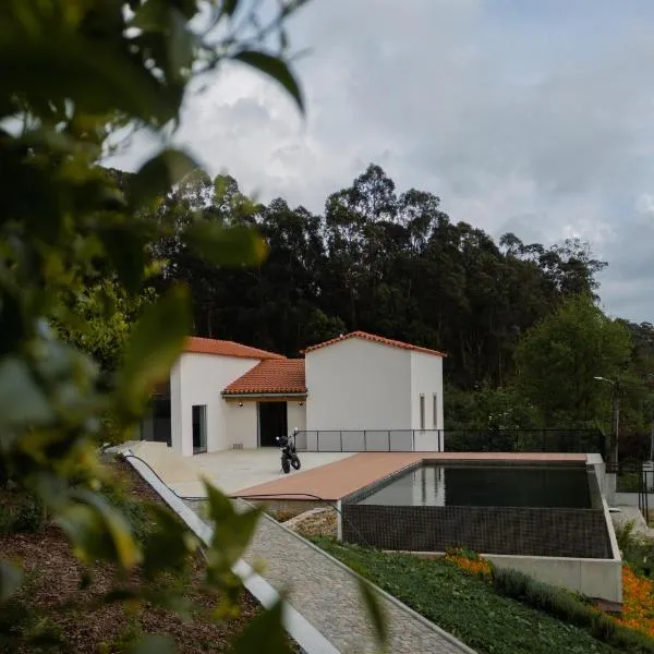 Casa da Milheira - Agroturismo，位于奥利韦拉迪阿泽梅什的酒店