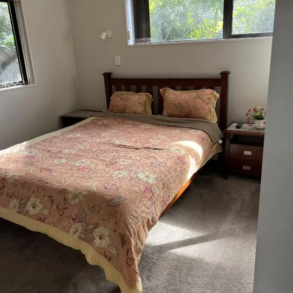 Guest Suite - Cosy place in the Wattle Downs，位于Pokeno的酒店