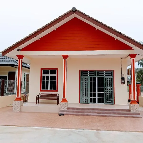 Adilah Homestay B，位于Kampong Alor Bakat的酒店