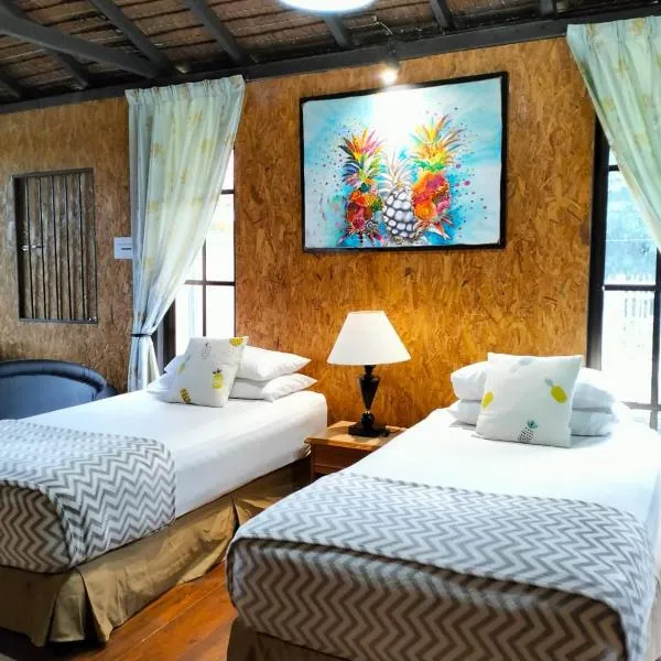 CHALET MASPINE D'RUMAH BONDA RIVER VIEW Kuala Kangsar，位于Kampong Senawar的酒店