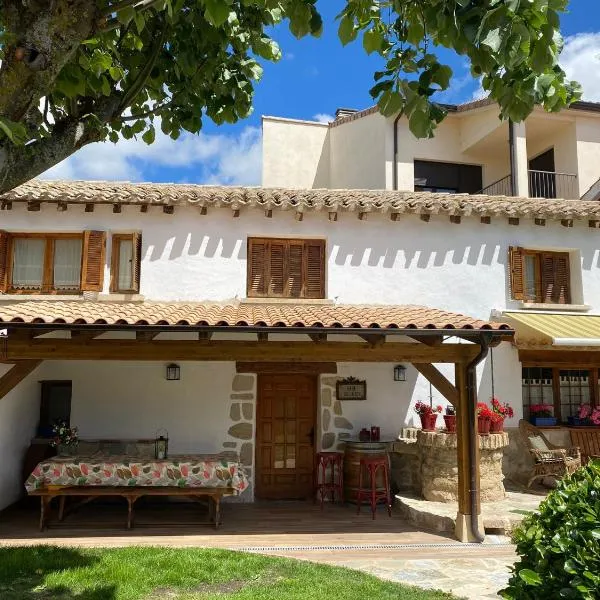 Casa Villazón I - Camino de Santiago，位于Cirauqui的酒店