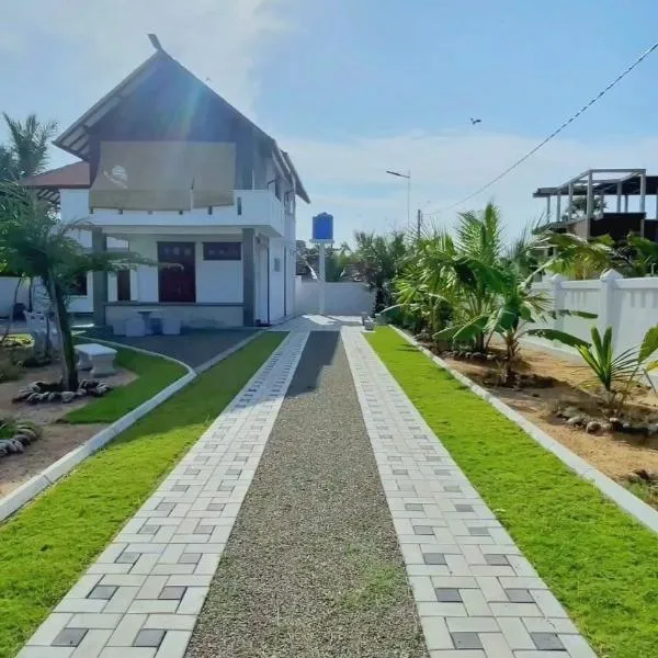 FARONA Beach Villa，位于安帕赖的酒店