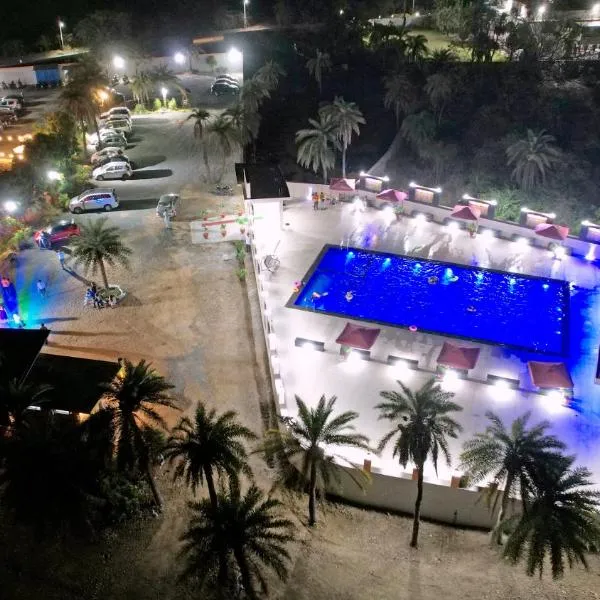 HOTEL SILVER Resort，位于Pārdi的酒店