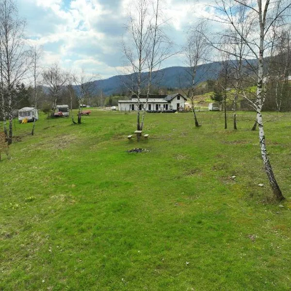 Słoneczna Przystań Klimkówka pokoje camp pole namiotowe，位于克里姆科沃卡的酒店