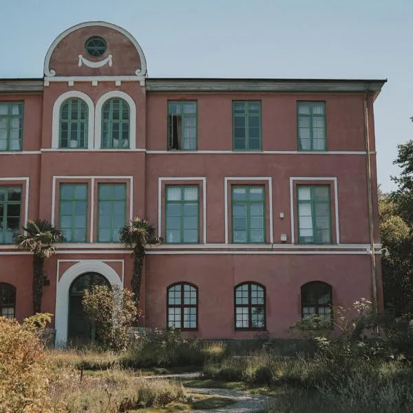 Hoby Kulle Herrgård B&B，位于Bräkne-Hoby的酒店