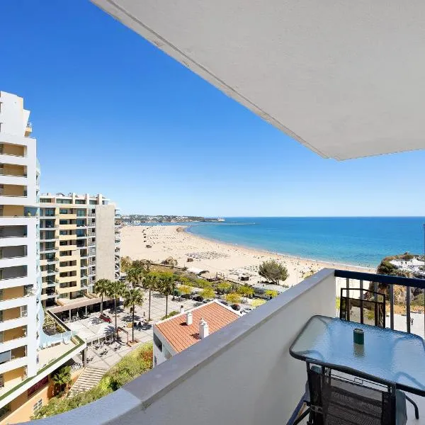 House Paraíso Frente à Praia，位于波尔蒂芒的酒店