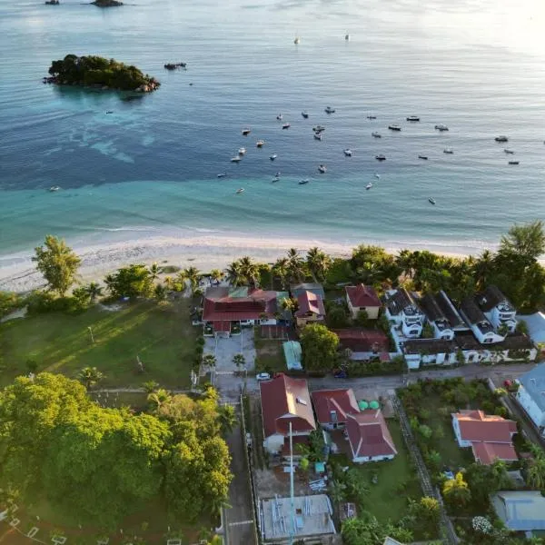 普拉兰岛成功度假村，位于安西沃尔伯特村的酒店