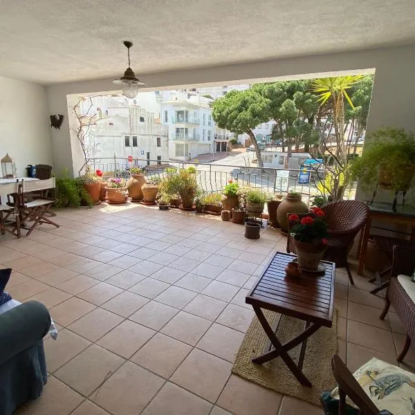 La mejor terraza de Tamariu，位于塔马留的酒店