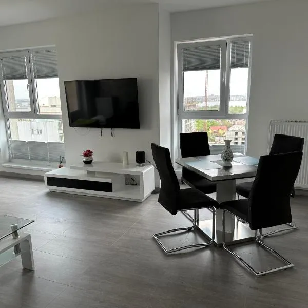 Fabulous Penthouse Lakeview W20，位于布加勒斯特的酒店