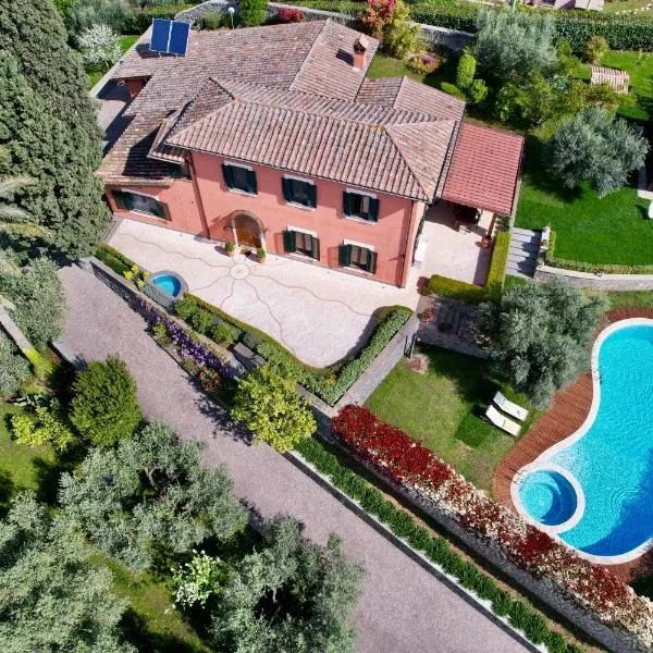 Villa Olive Garden SPA Family Retreat，位于韦莱特里的酒店