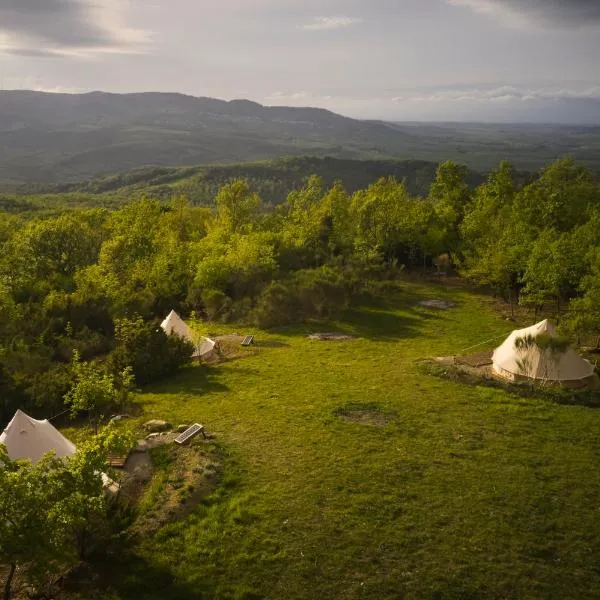 Agricola Ombra - Tents in nature，位于拉亚蒂科的酒店