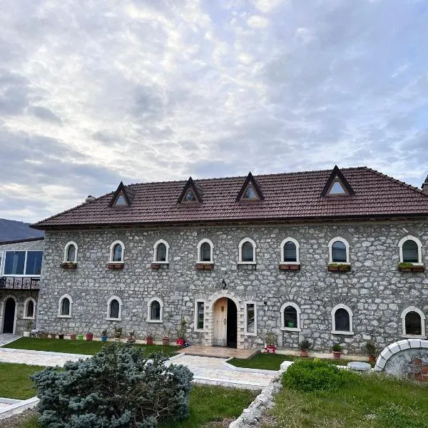 Bujtina Gjana，位于Lura e Vjetër的酒店