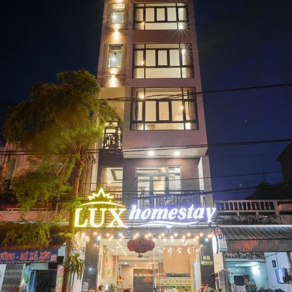 Lux Quy Nhon Homestay，位于归仁的酒店