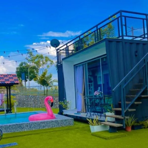 ADRIANA CABIN，位于马六甲的酒店
