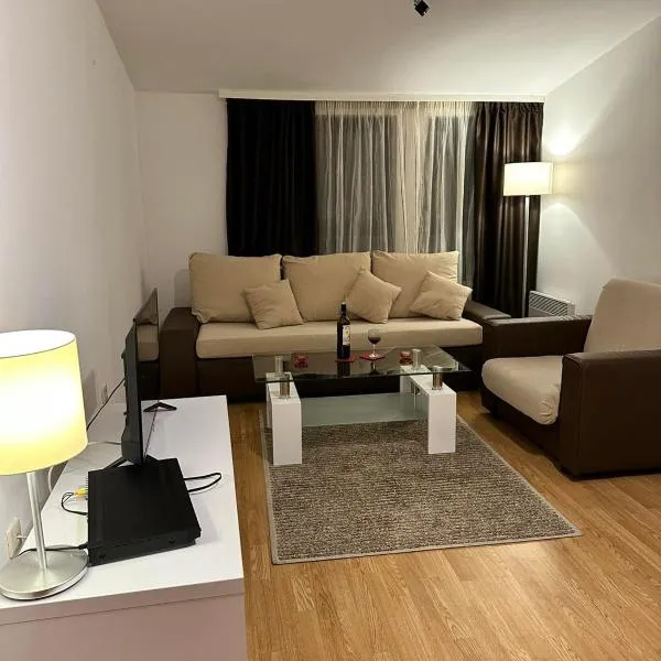 Aspen Luxury Apartamnet，位于拉兹洛格的酒店