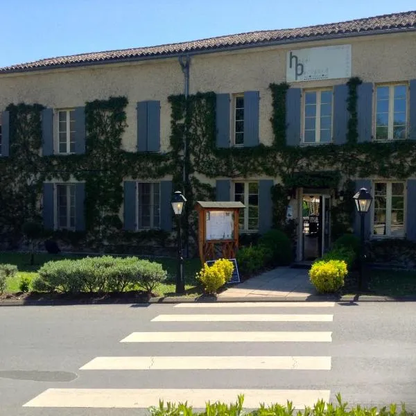 佩里戈尔酒店，位于Saint-Romain的酒店