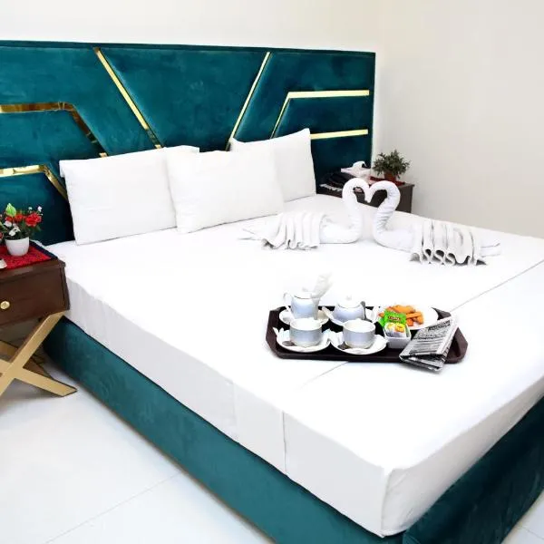 Royalton Inn Hotel - Gulberg，位于拉合尔的酒店