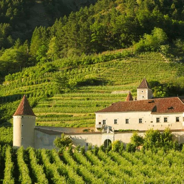 Schloss Goldrain - Bildungshaus，位于科尔德拉诺的酒店