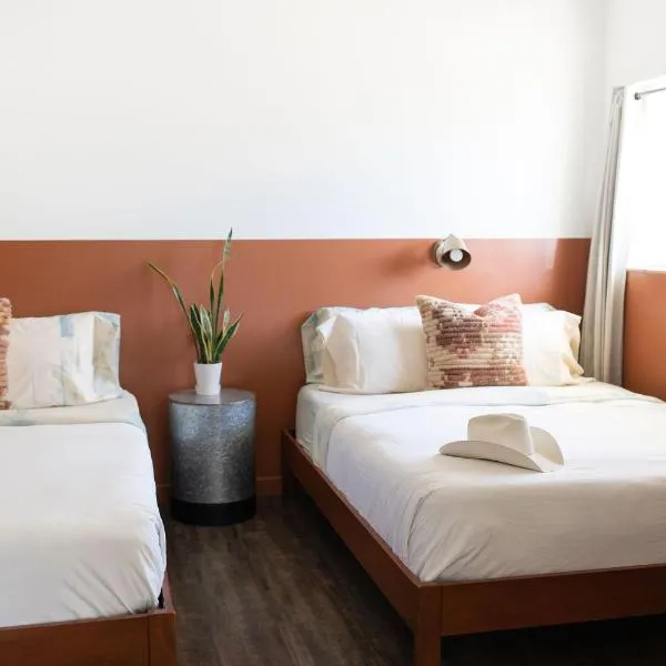 Mellow Moon Lodge，位于Del Norte的酒店