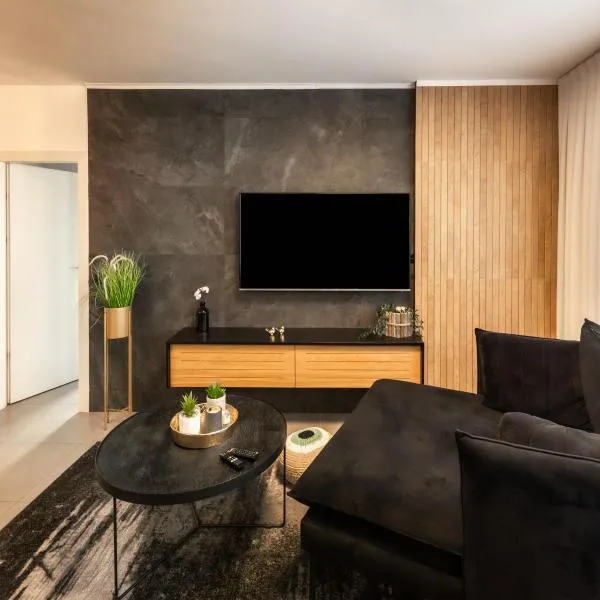 Blue Lagoon Achziv Vacation，位于纳哈里亚的酒店