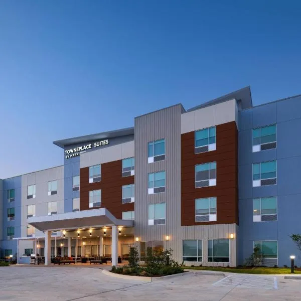 TownePlace Suites San Antonio Northwest at The RIM，位于Dominion的酒店