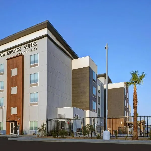 TownePlace Suites by Marriott Phoenix Glendale Sports & Entertainment District，位于Youngtown的酒店