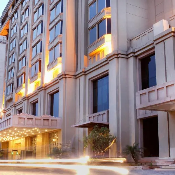 新德里大都市温泉酒店，位于新德里的酒店