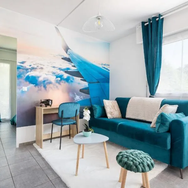 In the Sky - Casa Vostra - CAUTION 800 EUR & ID requises - Ambilly proche tramway-frontière，位于安姆比利的酒店