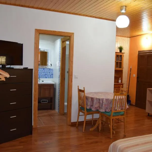 Habitación independiente en Casa Rural Javier，位于Valmuel的酒店