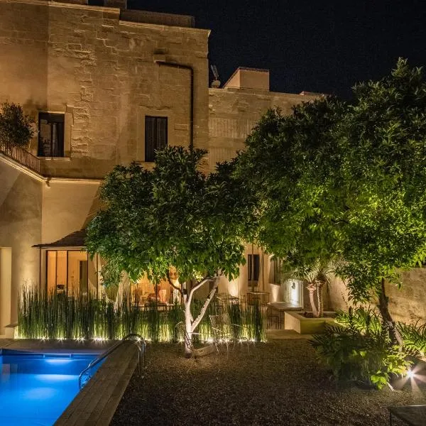 Palazzo Maresgallo Suites & SPA，位于莱切的酒店