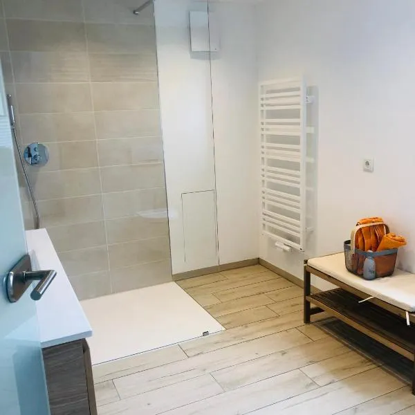 Wanderlust - Thüringer Wald, Rennsteig, Finsterbergen，位于腓特烈罗达的酒店