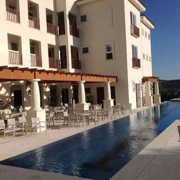 Mansiones Cruz del Mar Huatulco，位于圣克鲁斯华特库的酒店