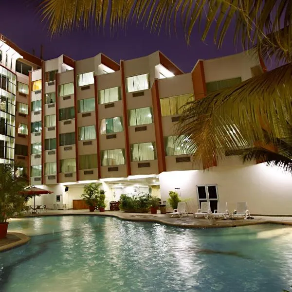 EI马奎斯酒店，位于阿塔卡梅斯的酒店