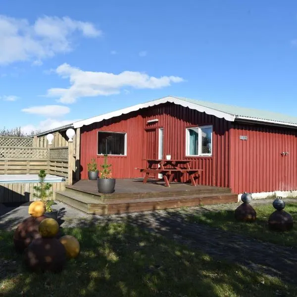 Laxás Cottage，位于Þingeyrar的酒店