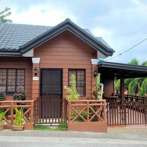 Cabin Hideaway, Alfonso Tagaytay，位于Alfonso的酒店