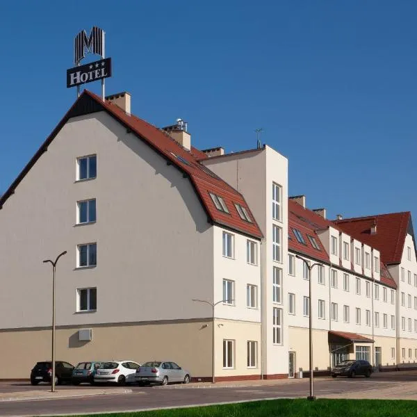 千禧酒店，位于Chojnów的酒店