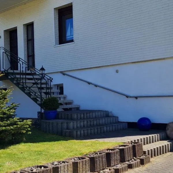 Ferienwohnung im Leuchtturmort Bastorf，位于巴斯托夫的酒店