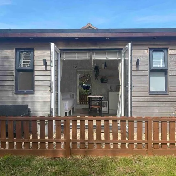 The Garden room，位于霍尼顿的酒店