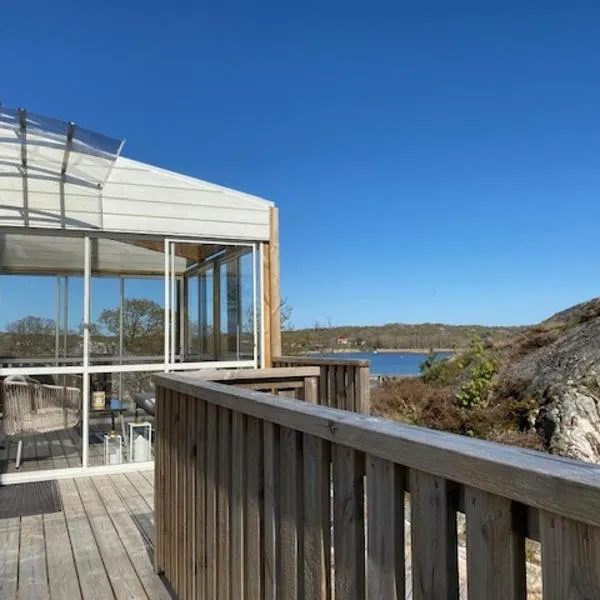 Mycket trevlig stuga på Brännö med havsutsikt，位于Brännö的酒店