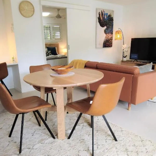 Noosa River Retreat Holiday Apartments，位于努萨维尔的酒店