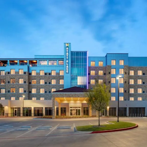 Hyatt Place Fort Worth/TCU，位于Forest Hill的酒店