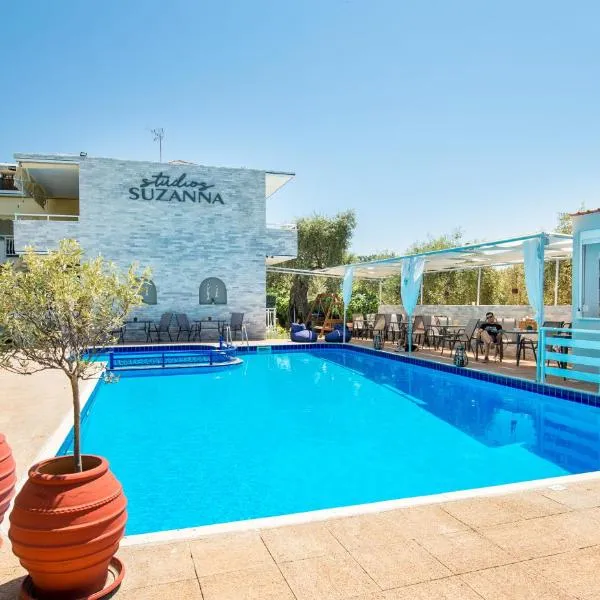 Studios Suzanna，位于波托什的酒店