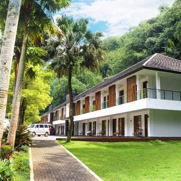 Lembah Permai Resort，位于Panjaweujan的酒店