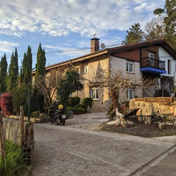 Casa Rural Bilbao Caserio Gondra Alquiler Habitaciones，位于蒙希亚的酒店