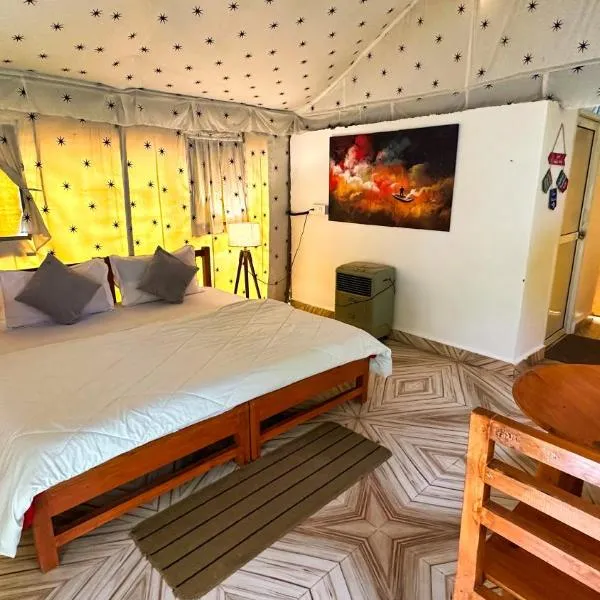 Bir camps riverside luxury family camps，位于Barot 的酒店