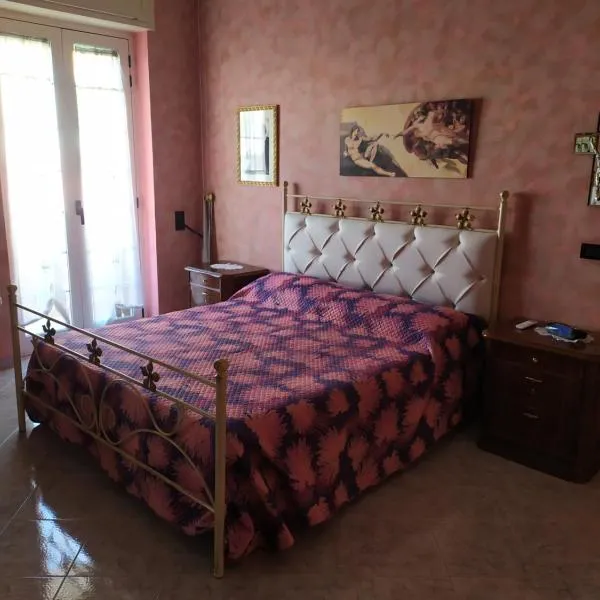 A Casa di Mich，位于蒙泰罗尼迪莱切的酒店