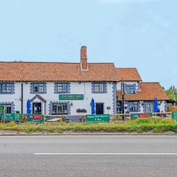 OYO The Billingford Horseshoes，位于Yaxley的酒店